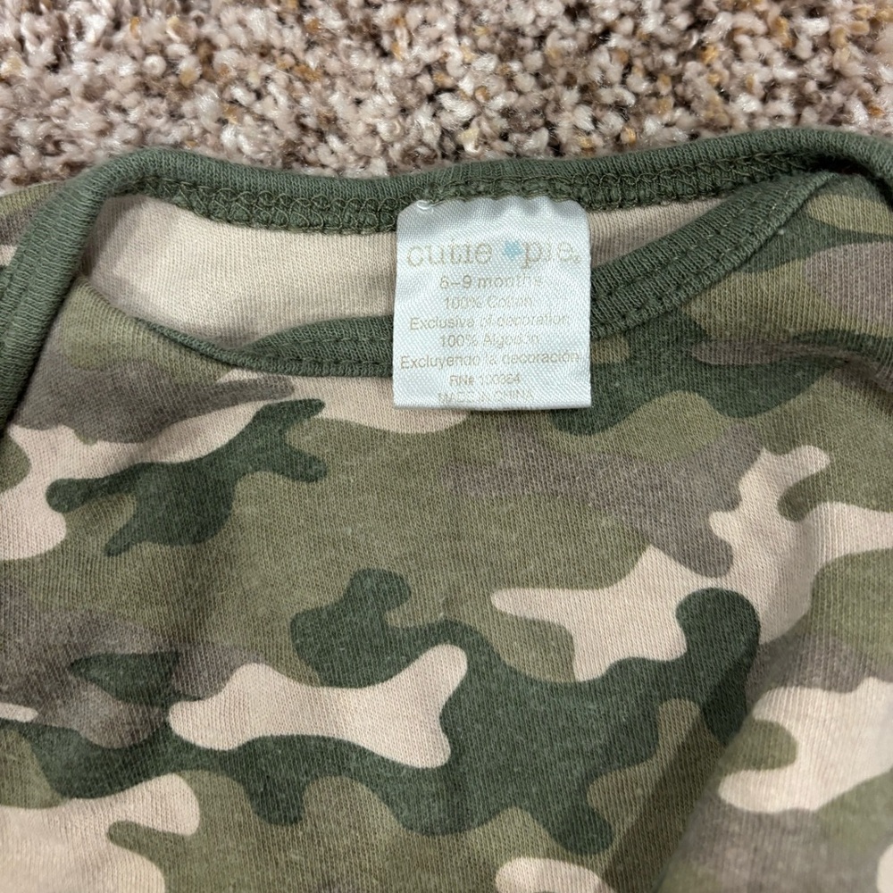 Assorted baby outfits - Picture 6 of 7